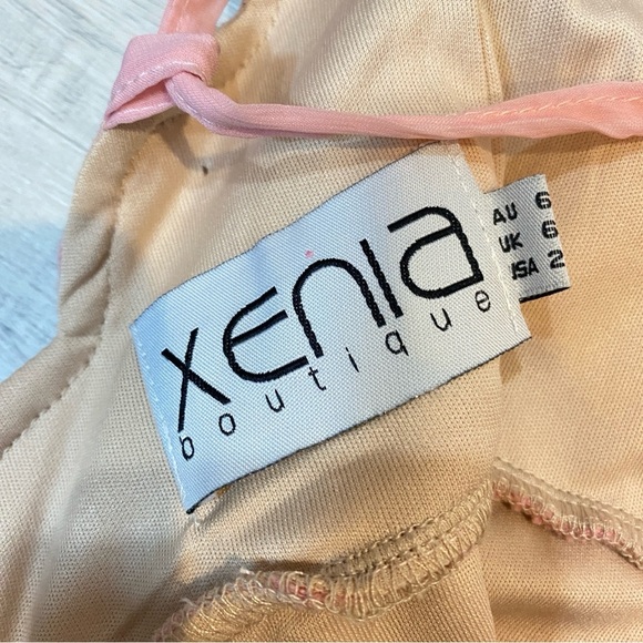 Xenia Boutique Baby Pink Floral Embroidered Lace Dress Size 2 - Form Fitting - Picture 12 of 17